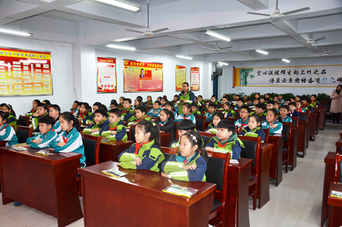 承德竹林寺小学鬼校图片