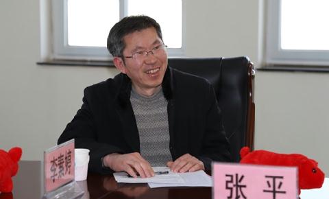 九三学社社员,学校生物医学工程系副主任张平发言农工党党员,学校基础